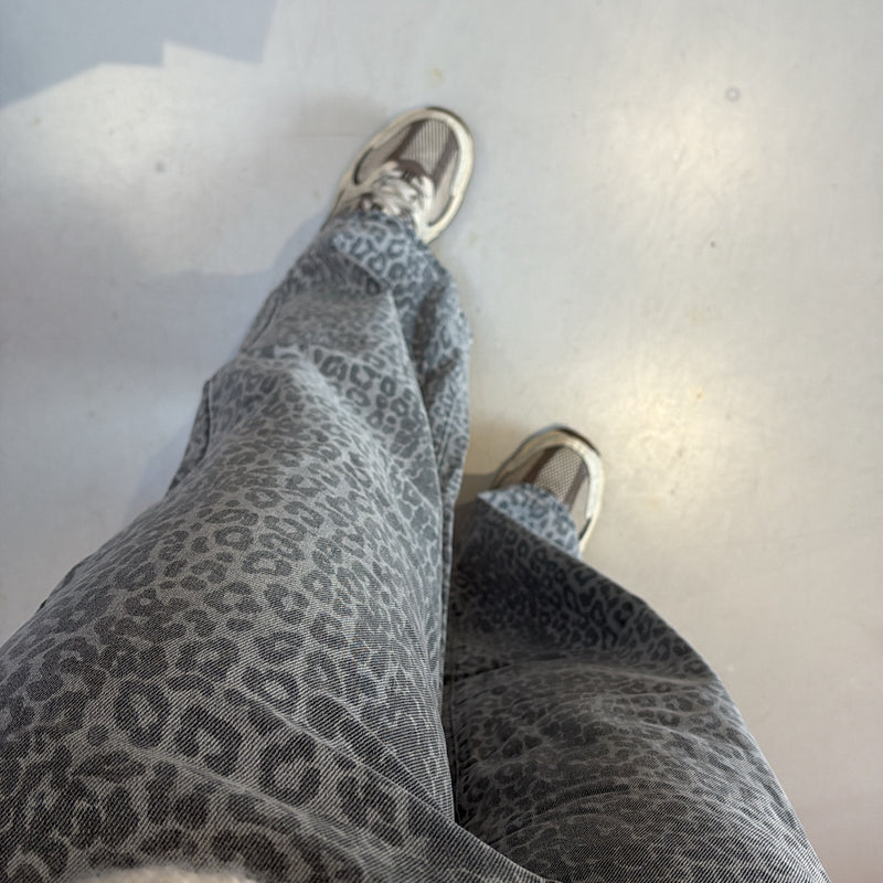 Leopard Grey Jeans -