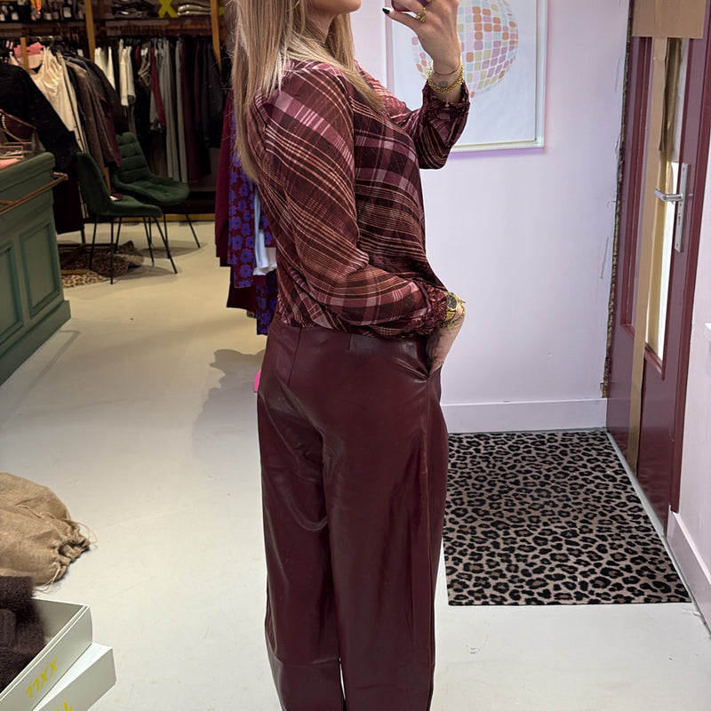 Ambika - Nina Leather Look Ballon Pants - Burgundy