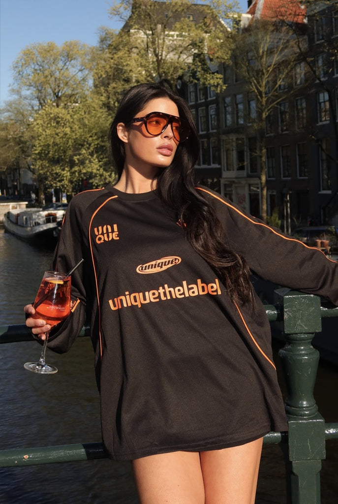 Unique The Label - Anna Longsleeve - Black