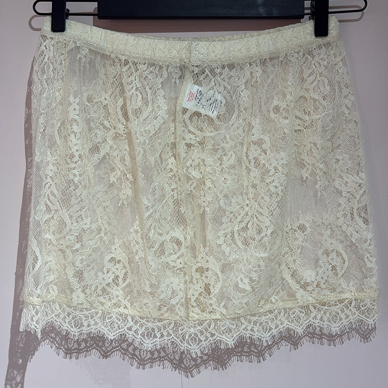 NAL - Junny Lace - Beige Lace